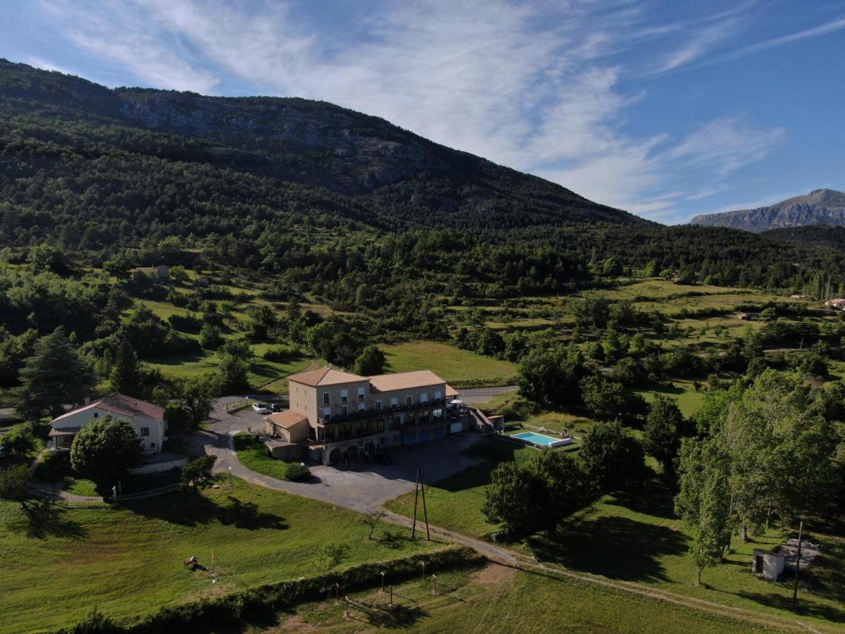 Le Panoramic - Votre Au Coeur Des Gorges Du Verdon Hotel 2*