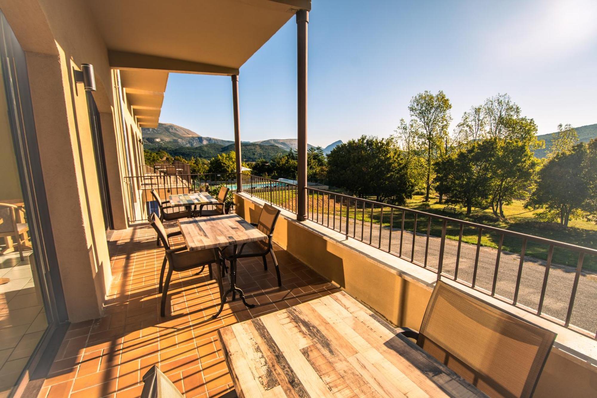 Le Panoramic - Votre Au Coeur Des Gorges Du Verdon Hotel